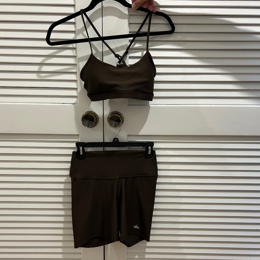 alo airlift energy  5 in"  shorts